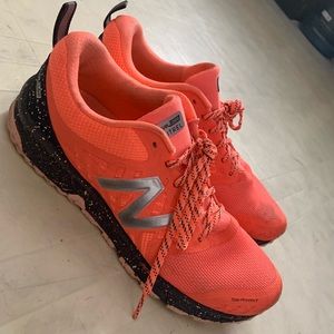 New balance trail running sneaker !!!